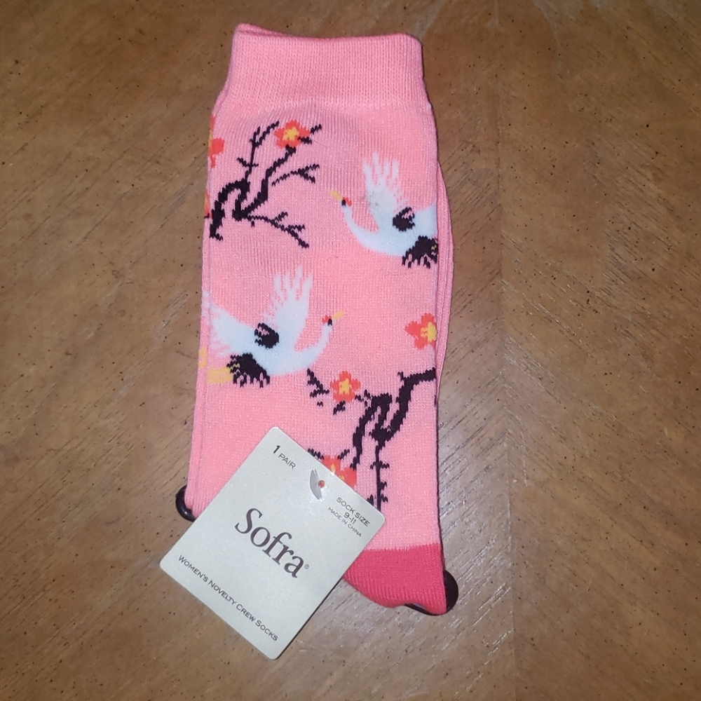NWT Womens Crew Socks